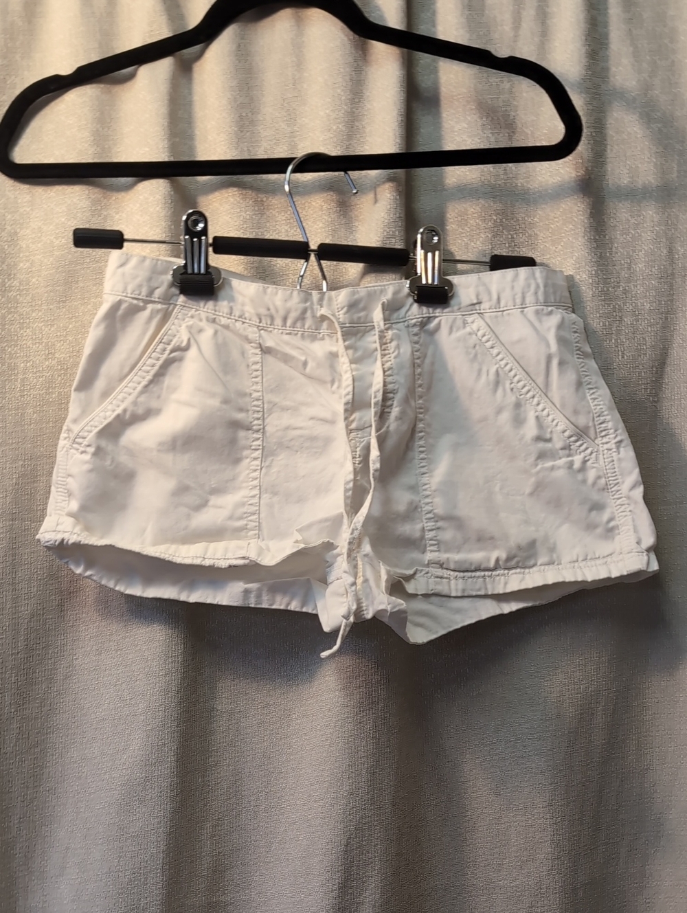 Express | Low-Rise Drawstring Cargo Shorts